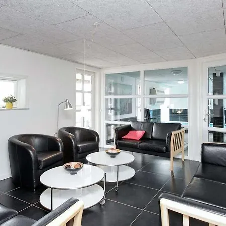 Sleeps 21 Pool Wifi