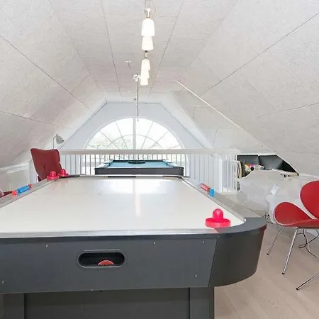 Sleeps 21 Pool Wifi Blåvand