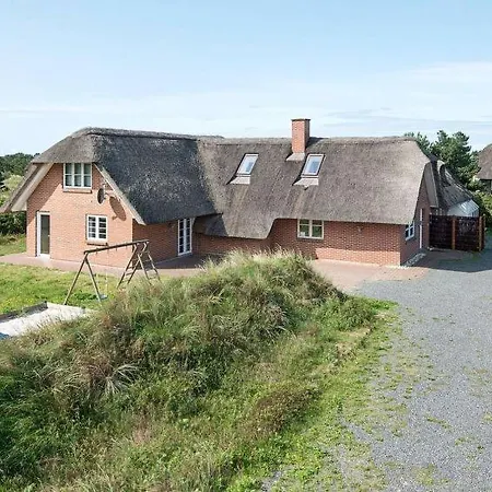 Sleeps 21 Pool Wifi Blåvand